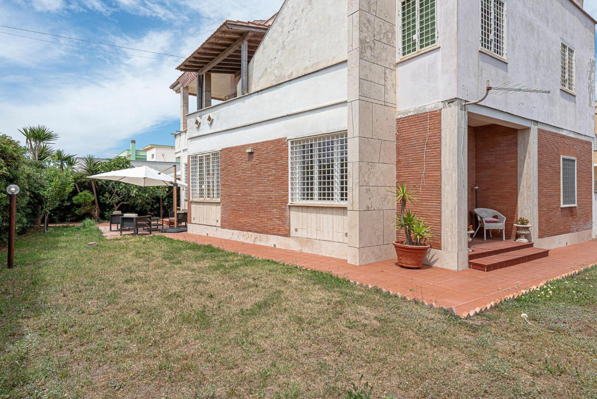 לידו די אוסטיה Villino Dei Coralli מראה חיצוני תמונה